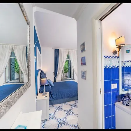 Guest house Casa Sofia 3*