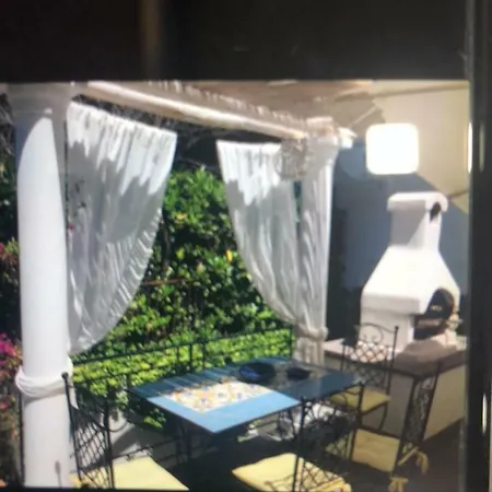 Casa Sofia 招待所 2*